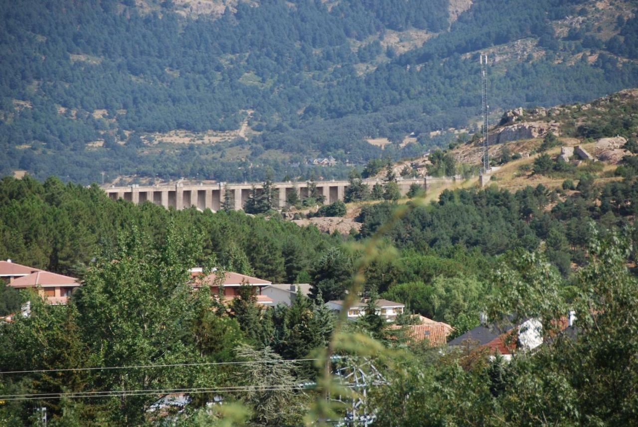 B&B Concha Becerril de la Sierra Eksteriør billede